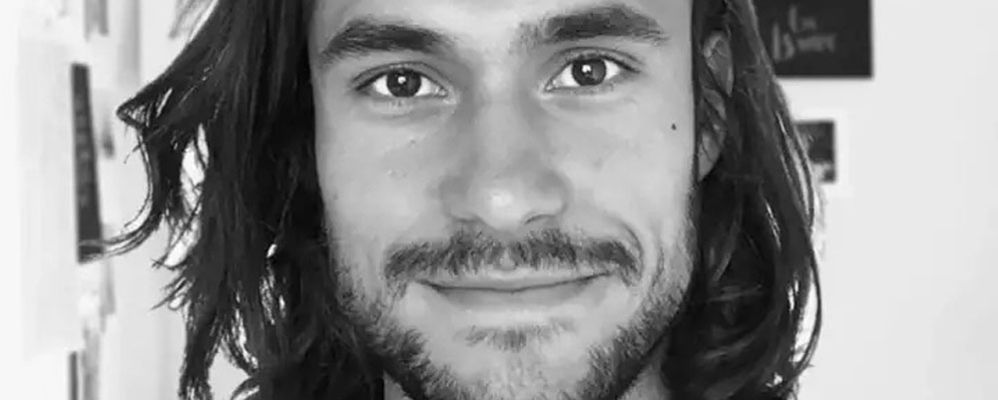 Portrait de Théo, Chef de projet Freelance en Webmarketing & Growth Hacking !